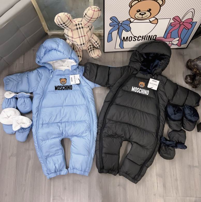 Moschino sz66 73 80 90 100 232